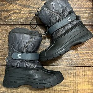 Kids Size 3 Winter/Snow boots